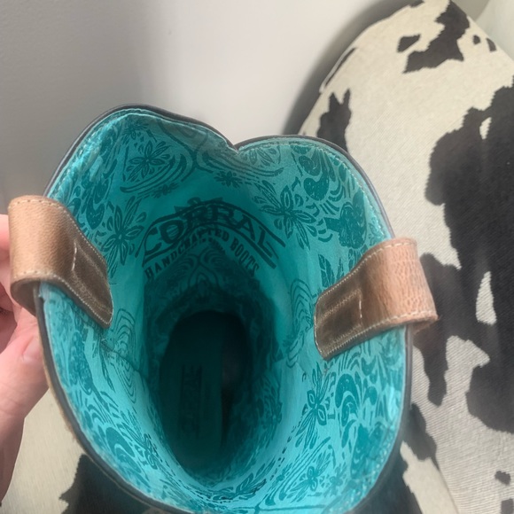 Corral Western Boots - Picture 4 of 6